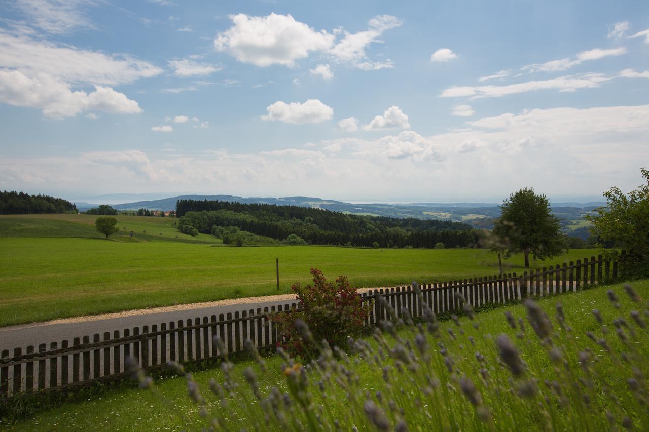 Berggasthof Hoechsten 호텔 Illmensee 외부 사진